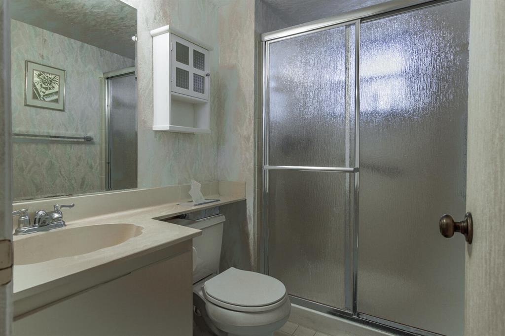 GOLDEN LAKES CONDO - Residential