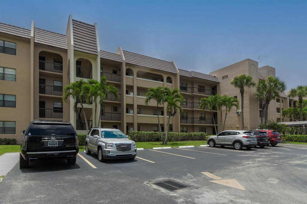 GOLDEN LAKES CONDO - Residential