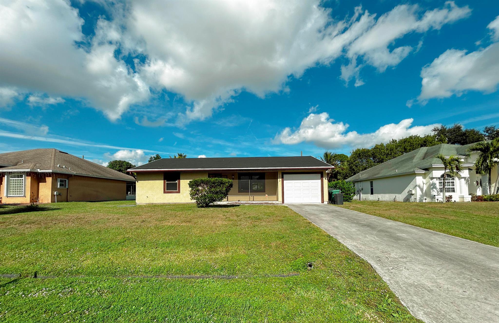 PORT ST LUCIE SECTION 15 - Residential