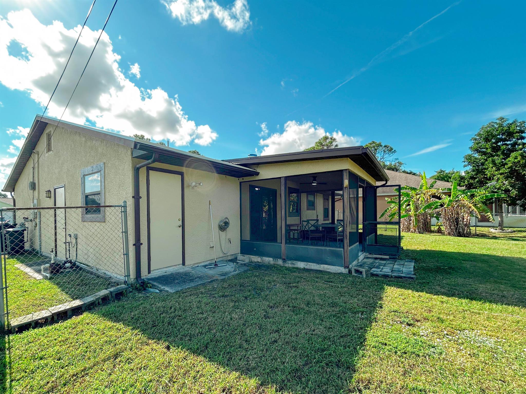 PORT ST LUCIE SECTION 15 - Residential