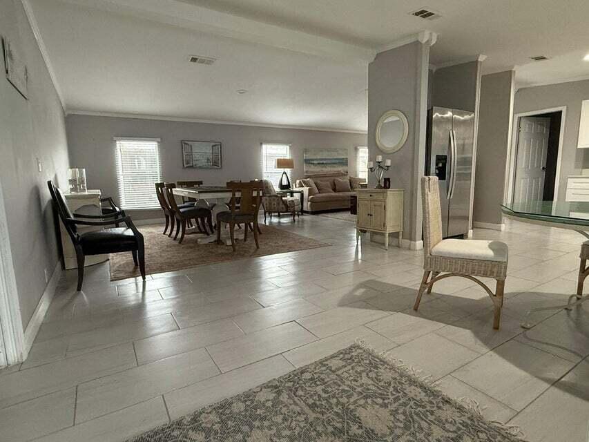 3500 LANTANA Drive