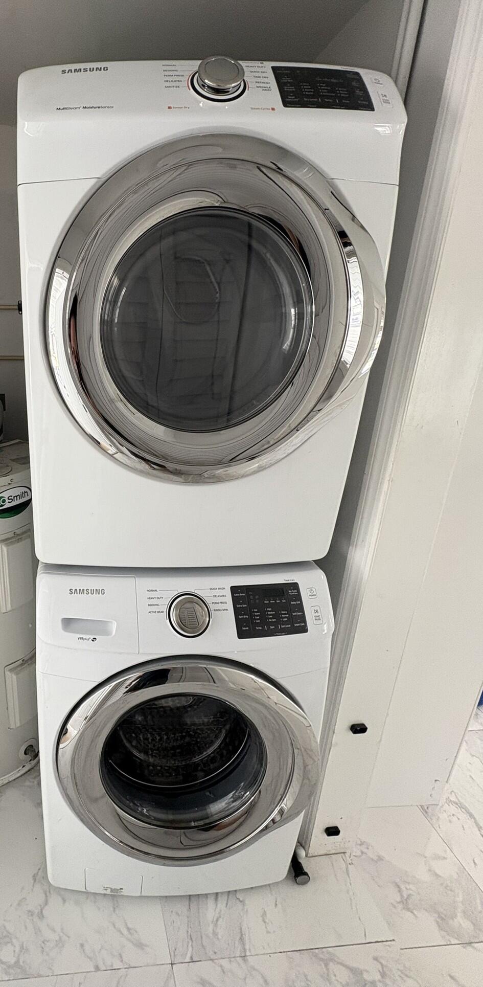 EL MONTE PARK - Residential