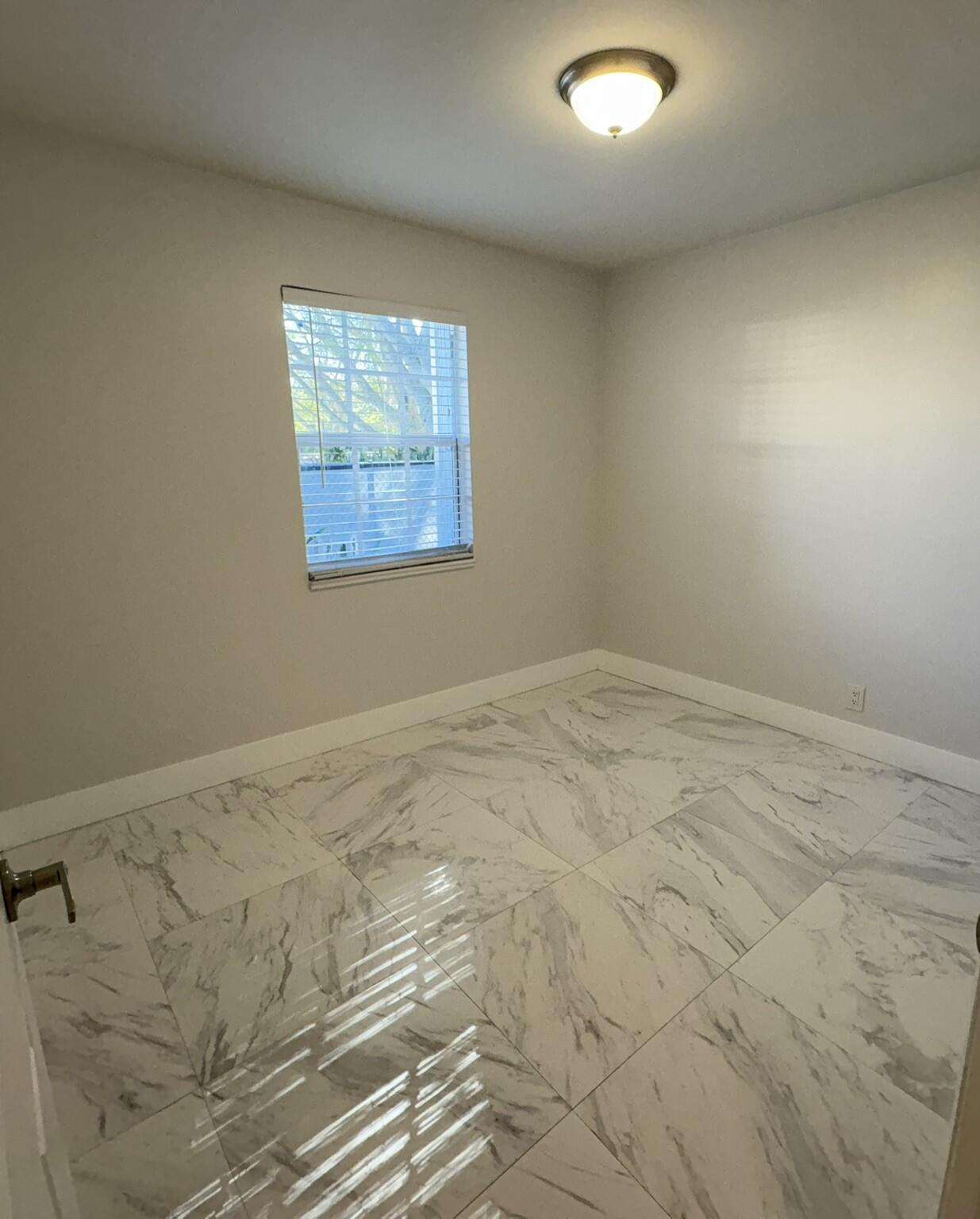 EL MONTE PARK - Residential