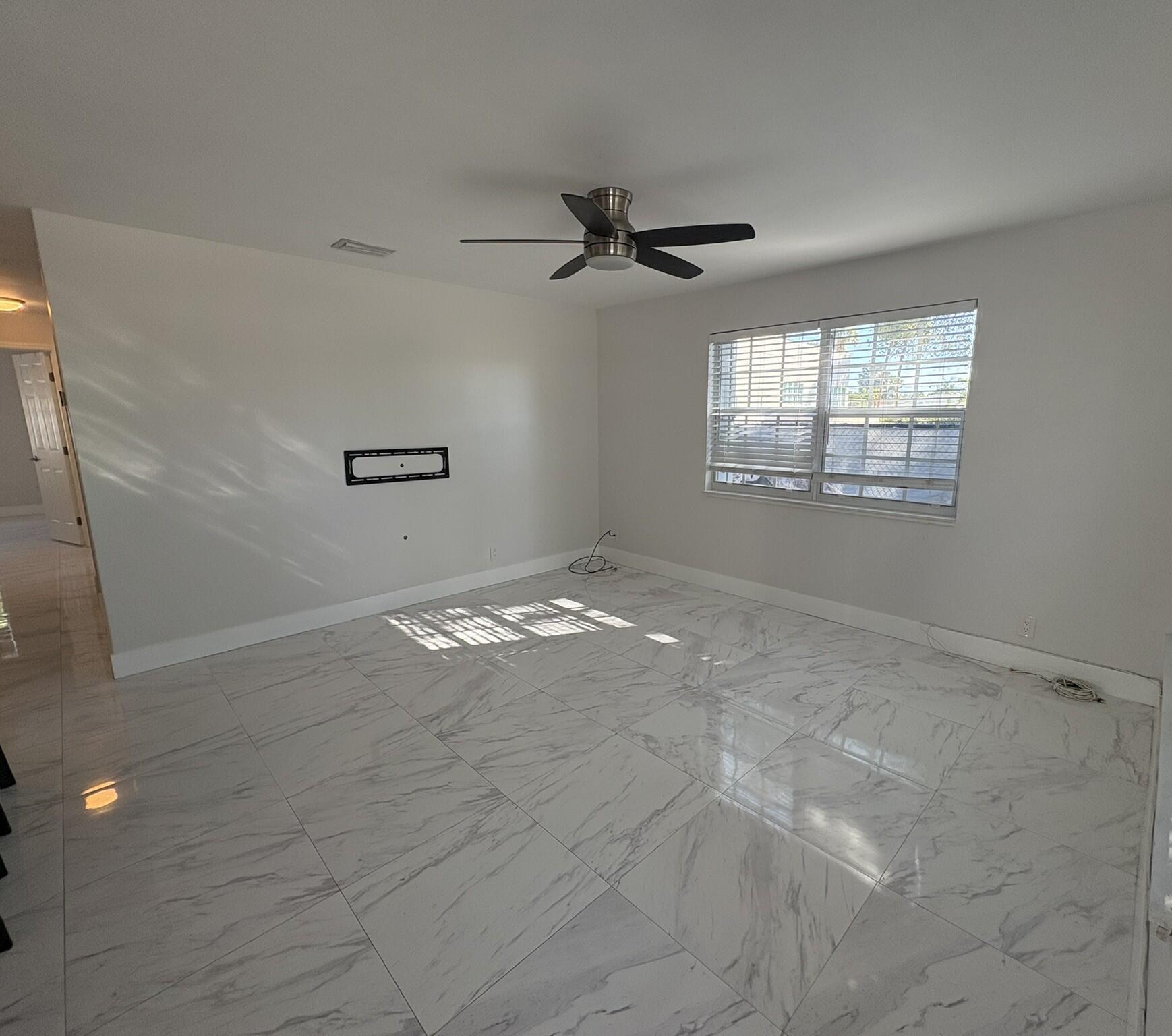 EL MONTE PARK - Residential