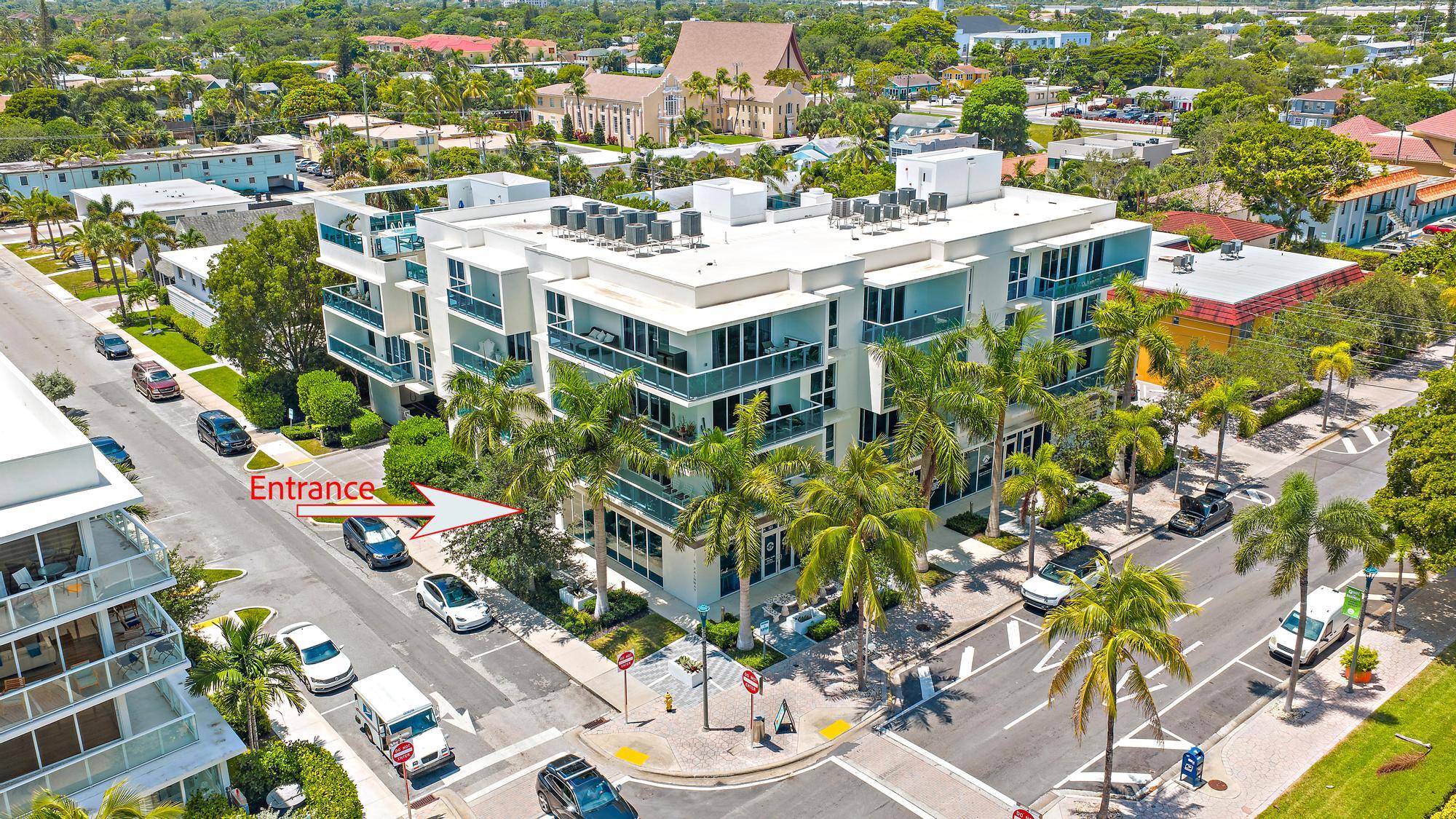 ONE LUXURY CONDO - Residential