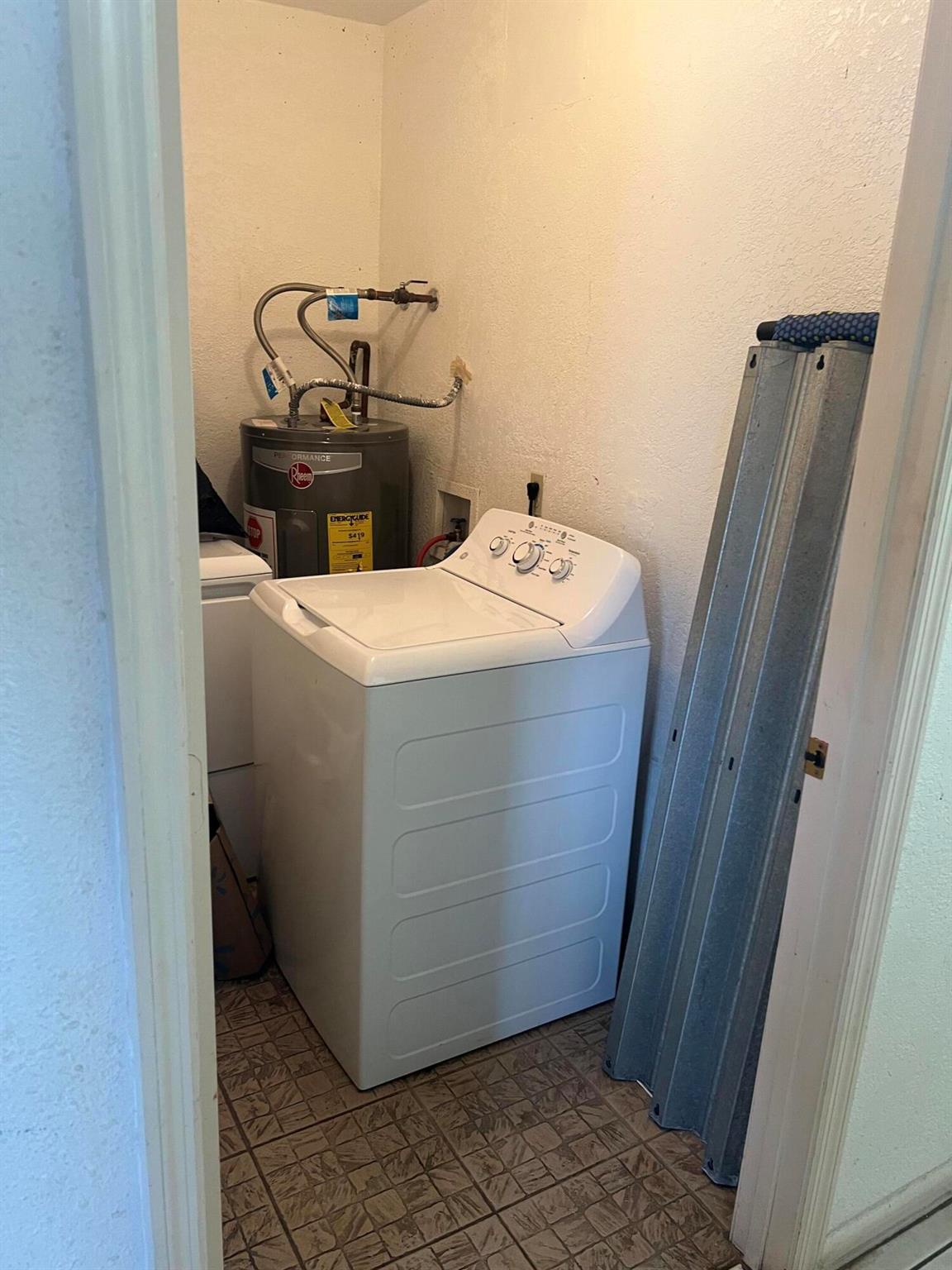 BUNCHE PARK - Residential