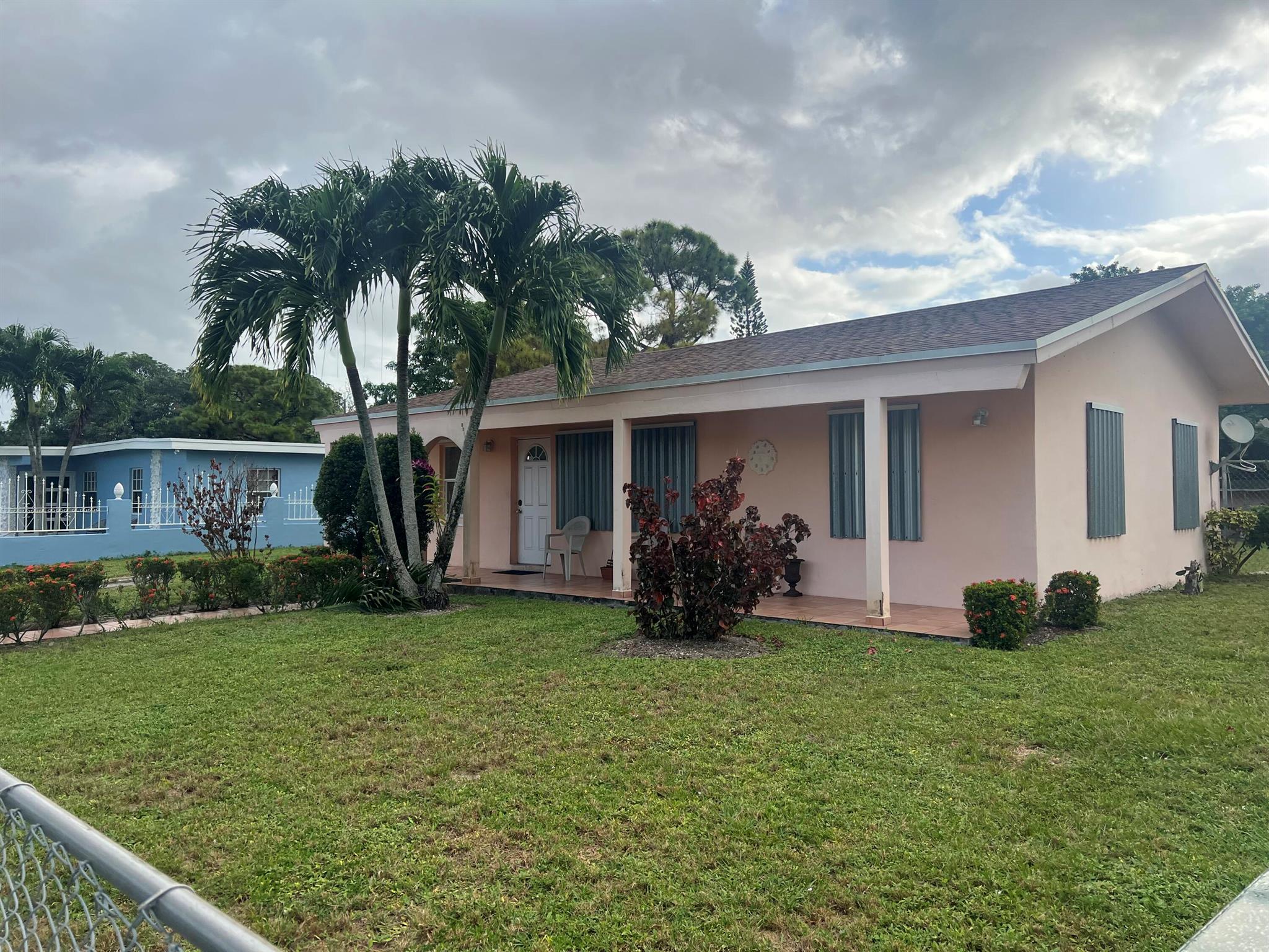 BUNCHE PARK - Residential