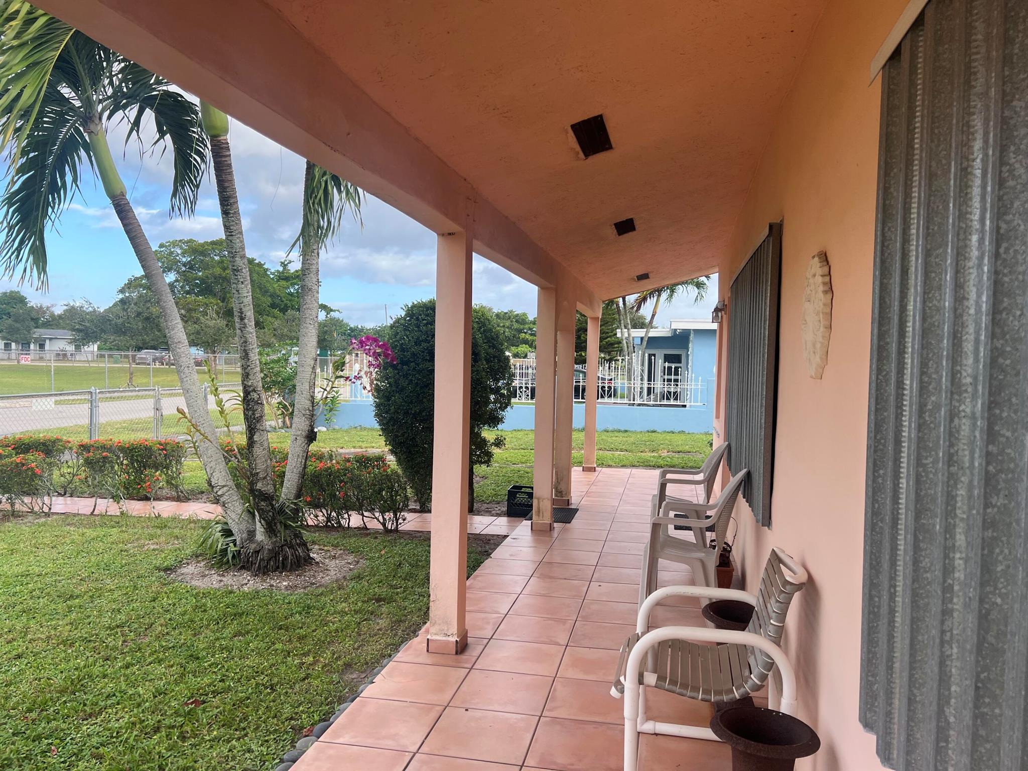 BUNCHE PARK - Residential