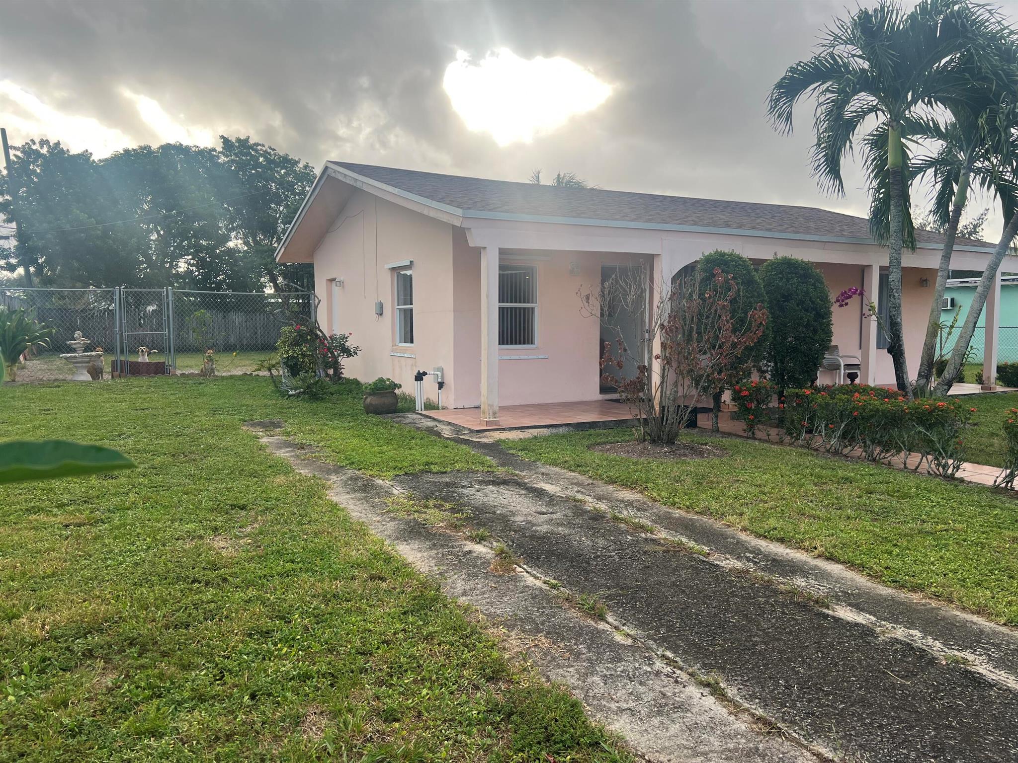 BUNCHE PARK - Residential