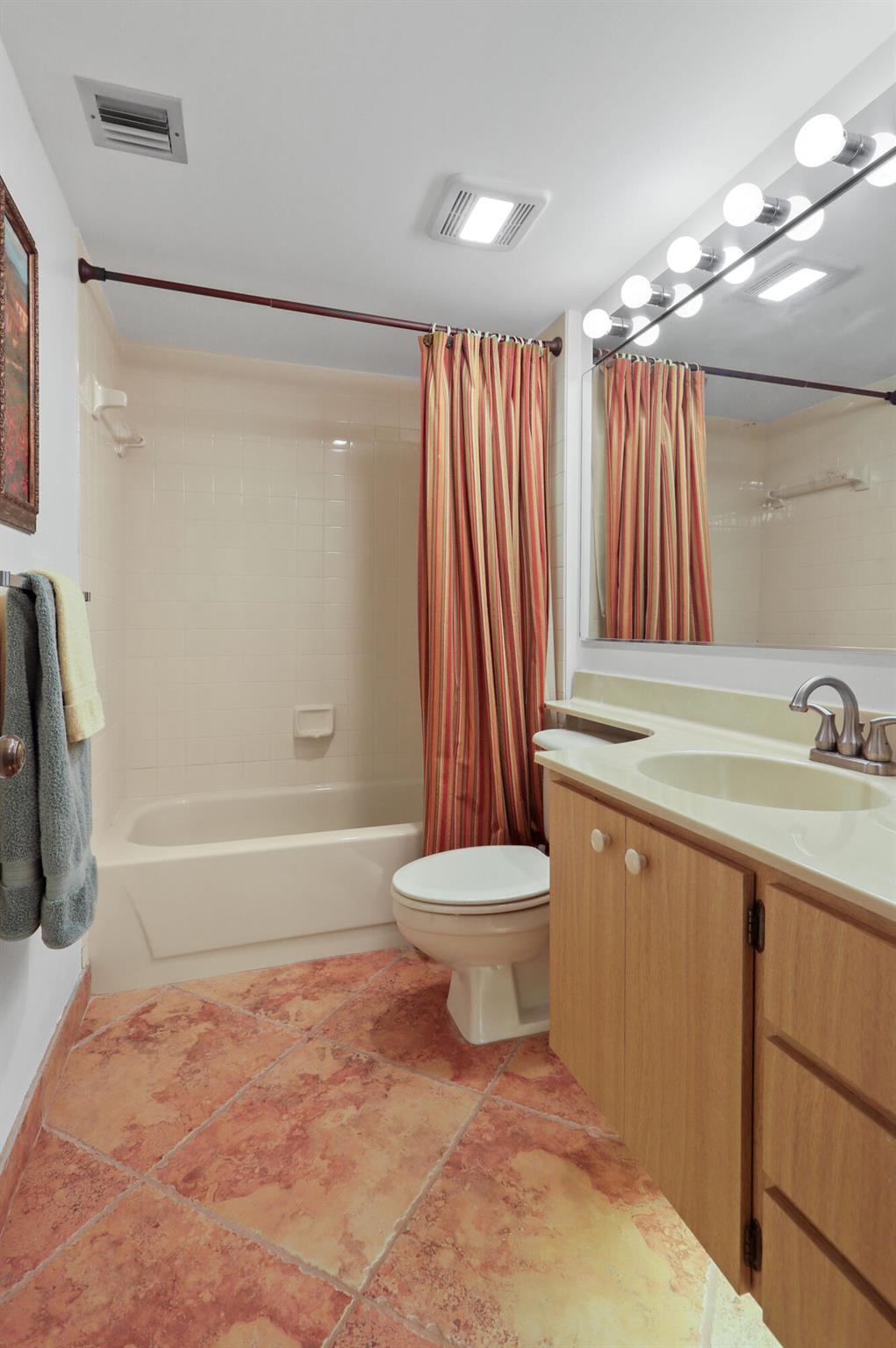 MARINA AT THE BLUFFS COND - Residential