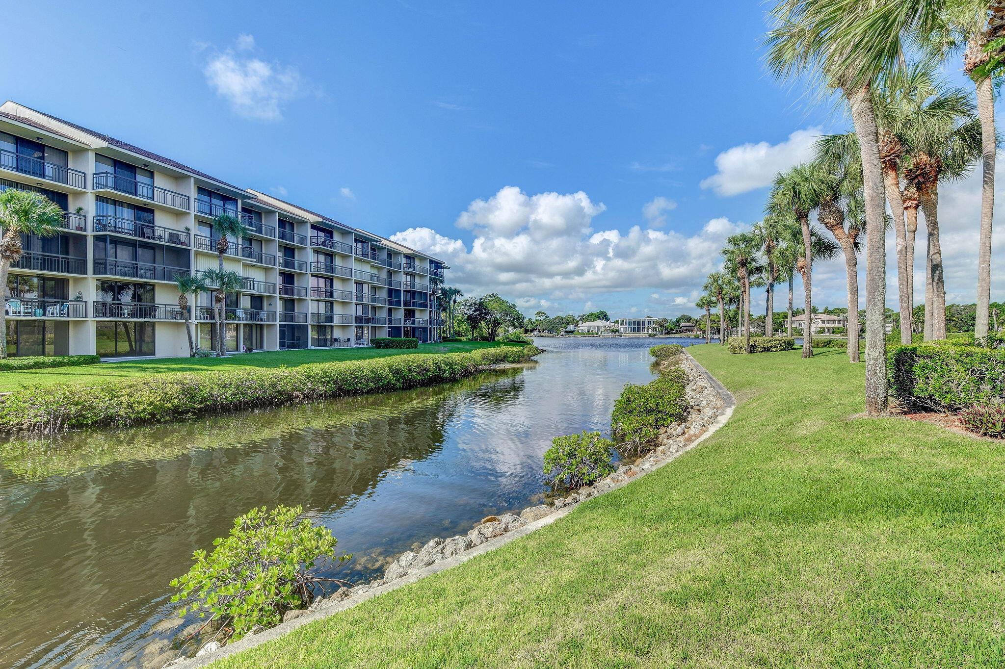 MARINA AT THE BLUFFS COND - Residential