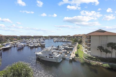 Photo of 1601 Marina Isle Way #505, Jupiter, FL 33477 (MLS # R11137192)