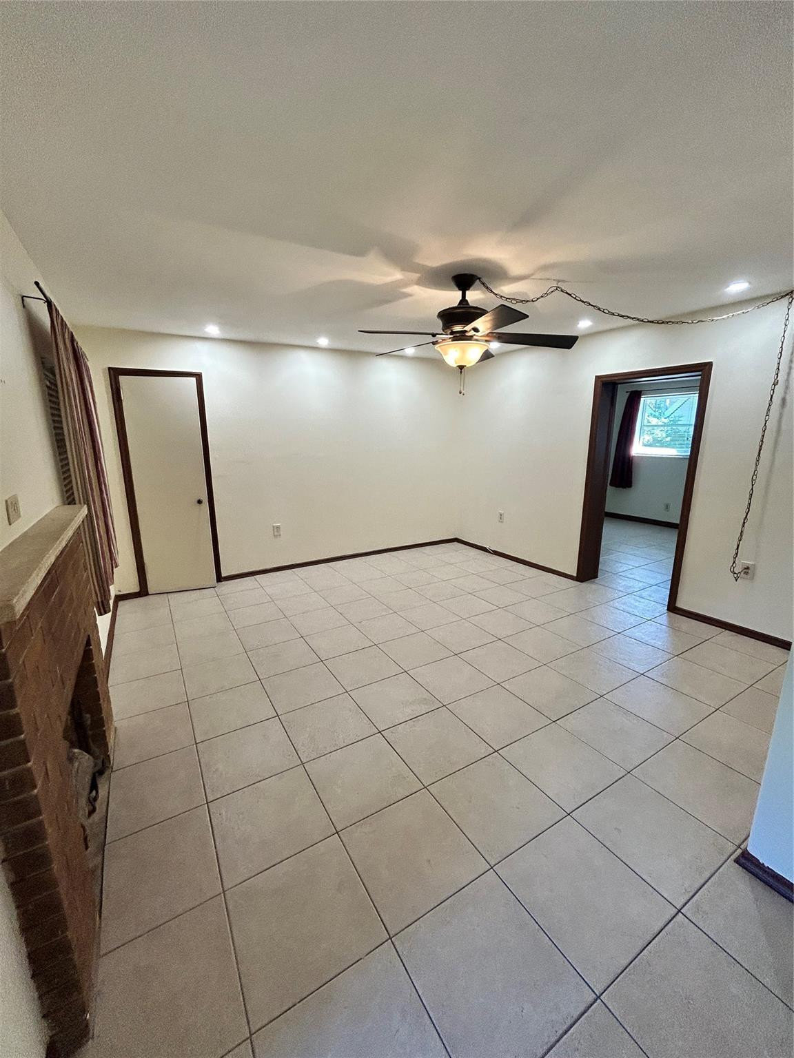 Modelo Park 14-10 B - Residential Lease