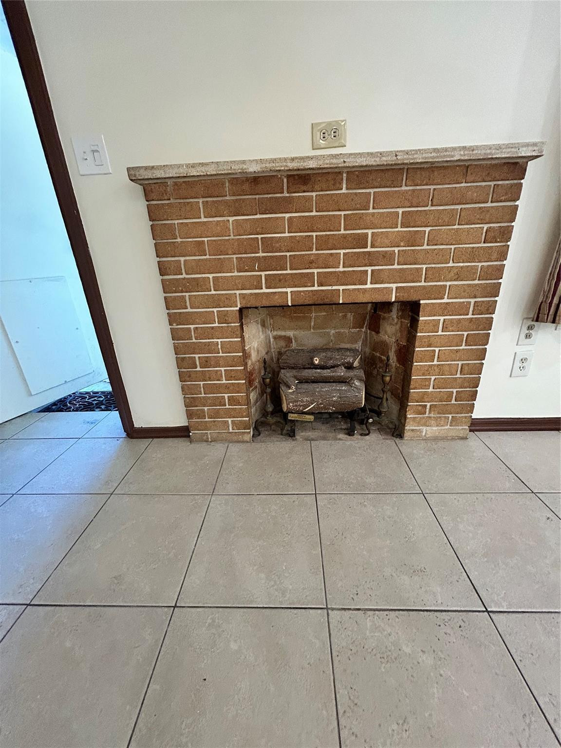 Modelo Park 14-10 B - Residential Lease