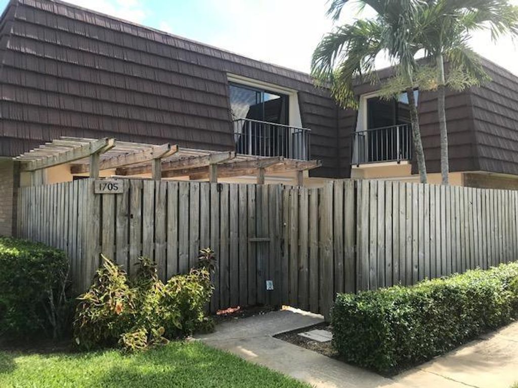 Photo of 1705 17th Lane, Palm Beach Gardens, FL 33418 (MLS # R10735177)