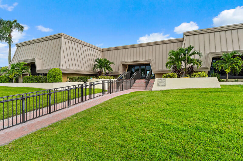 Conquistador Condominiums and homes - Residential