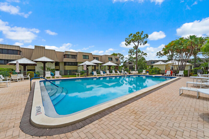 Conquistador Condominiums and homes - Residential