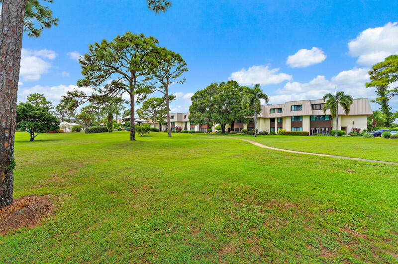 Conquistador Condominiums and homes - Residential