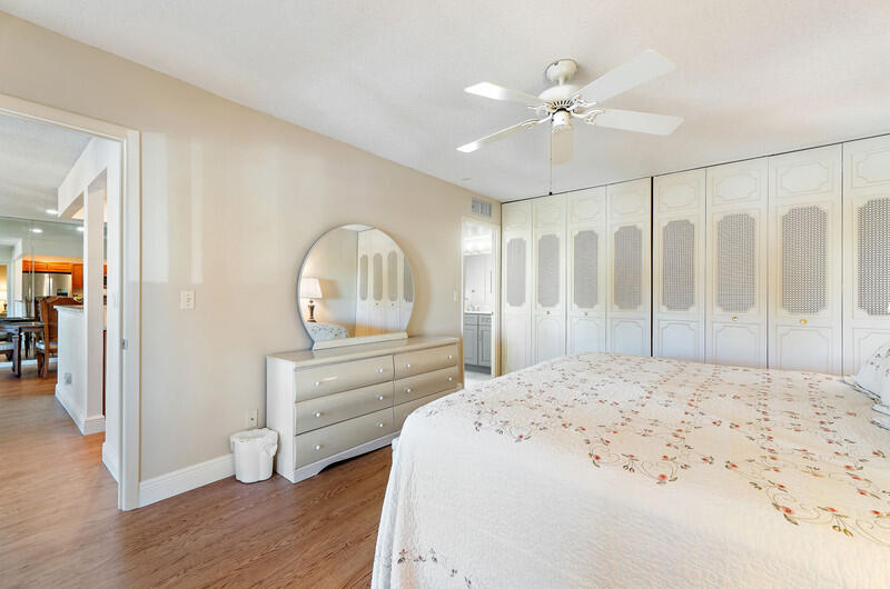 Conquistador Condominiums and homes - Residential