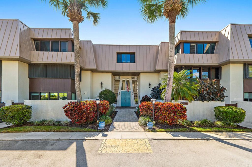 Photo of 1800 SE Saint Lucie Boulevard #7-205, Stuart, FL 34996 (MLS # R11166977)