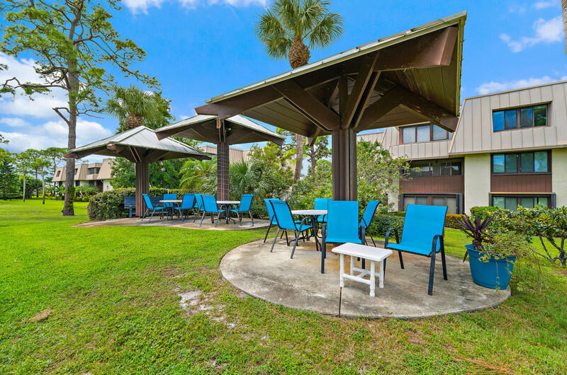 Conquistador Condominiums and homes - Residential