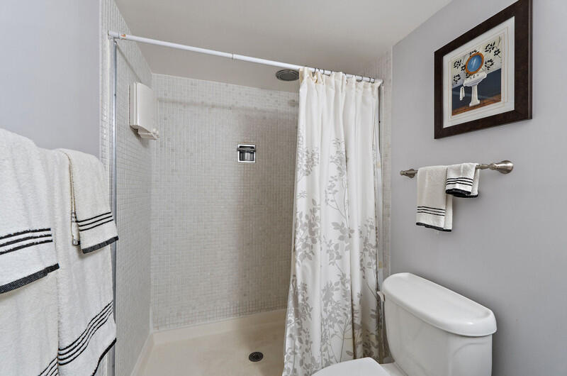 Conquistador Condominiums and homes - Residential