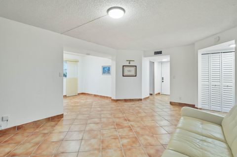 Tiny photo for 3595 Birdie Drive #408, Lake Worth, FL 33467 (MLS # R11168123)