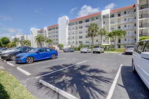 Tiny photo for 3595 Birdie Drive #408, Lake Worth, FL 33467 (MLS # R11168123)
