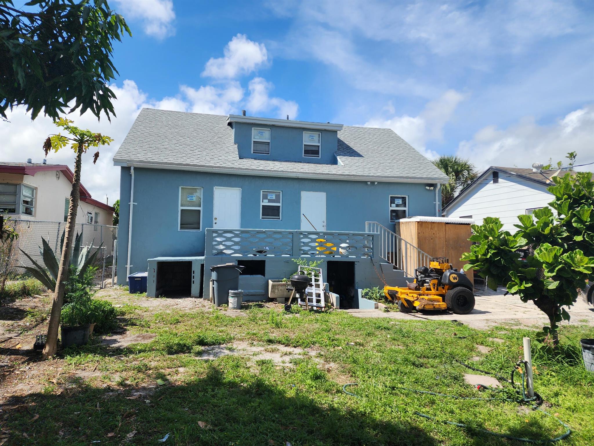 LAKE WORTH TOWN OF - Residential Income