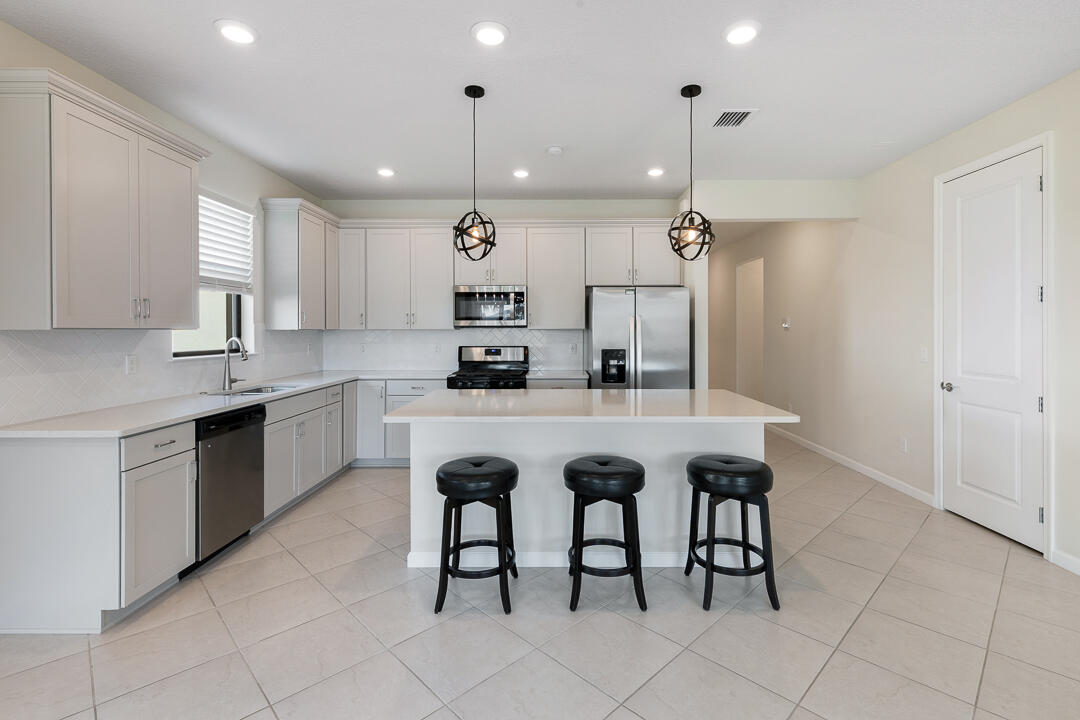 Veranda Gardens - Residential Lease