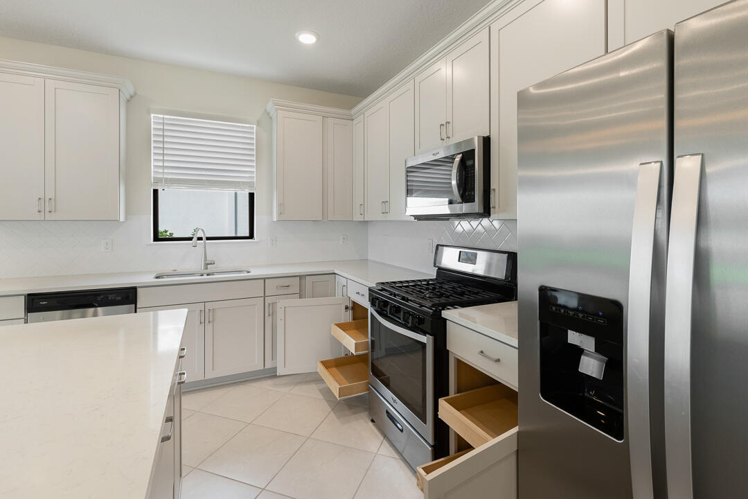 Veranda Gardens - Residential Lease