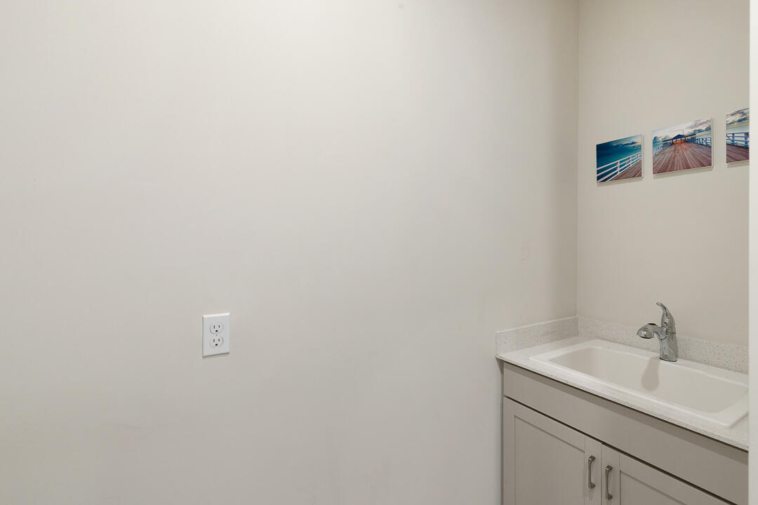 Veranda Gardens - Residential Lease