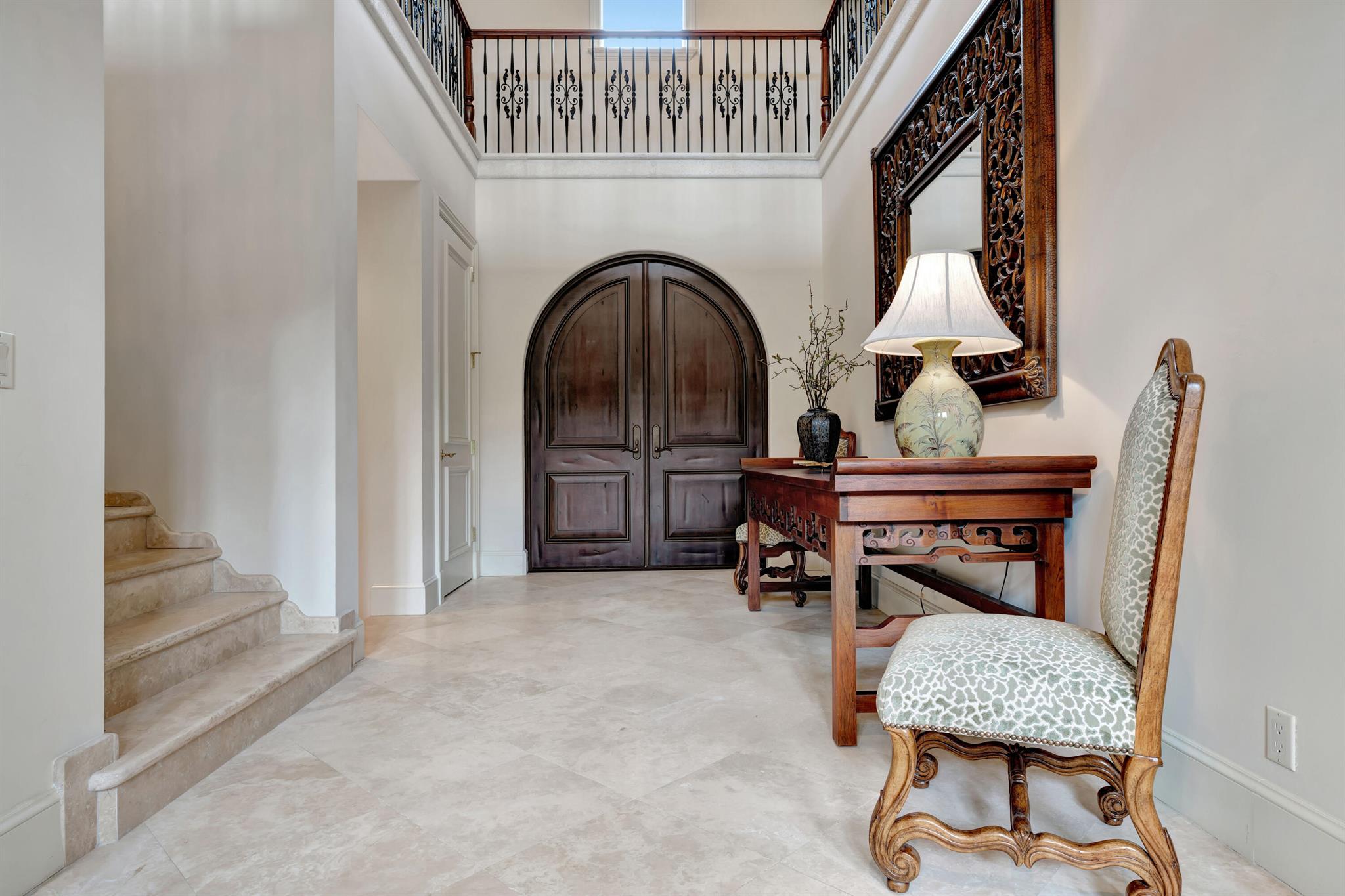 OLD PALM 5 - Residential