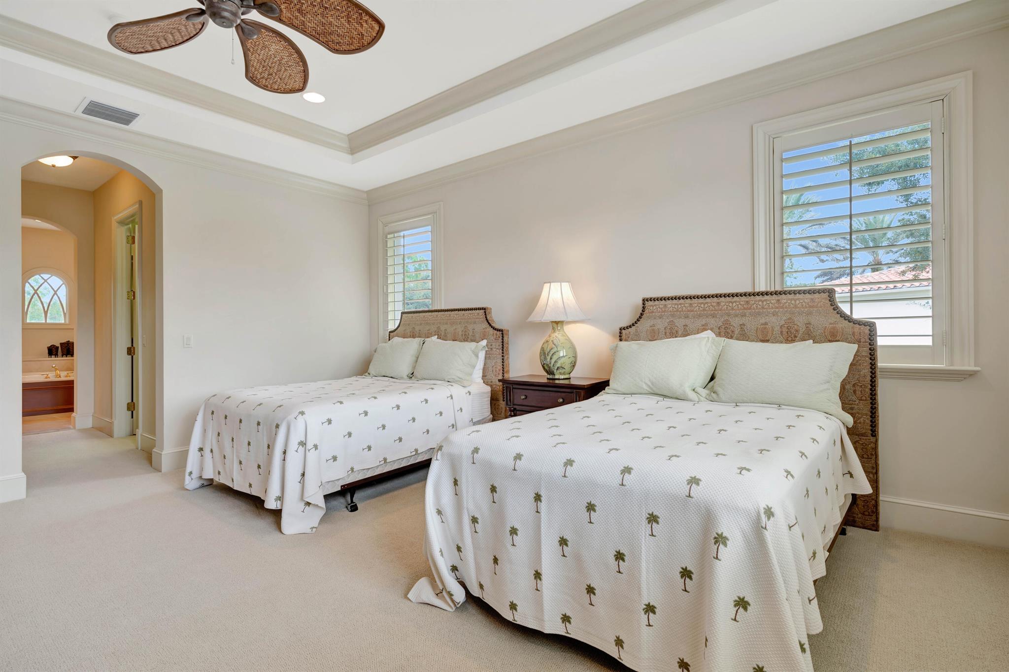 OLD PALM 5 - Residential