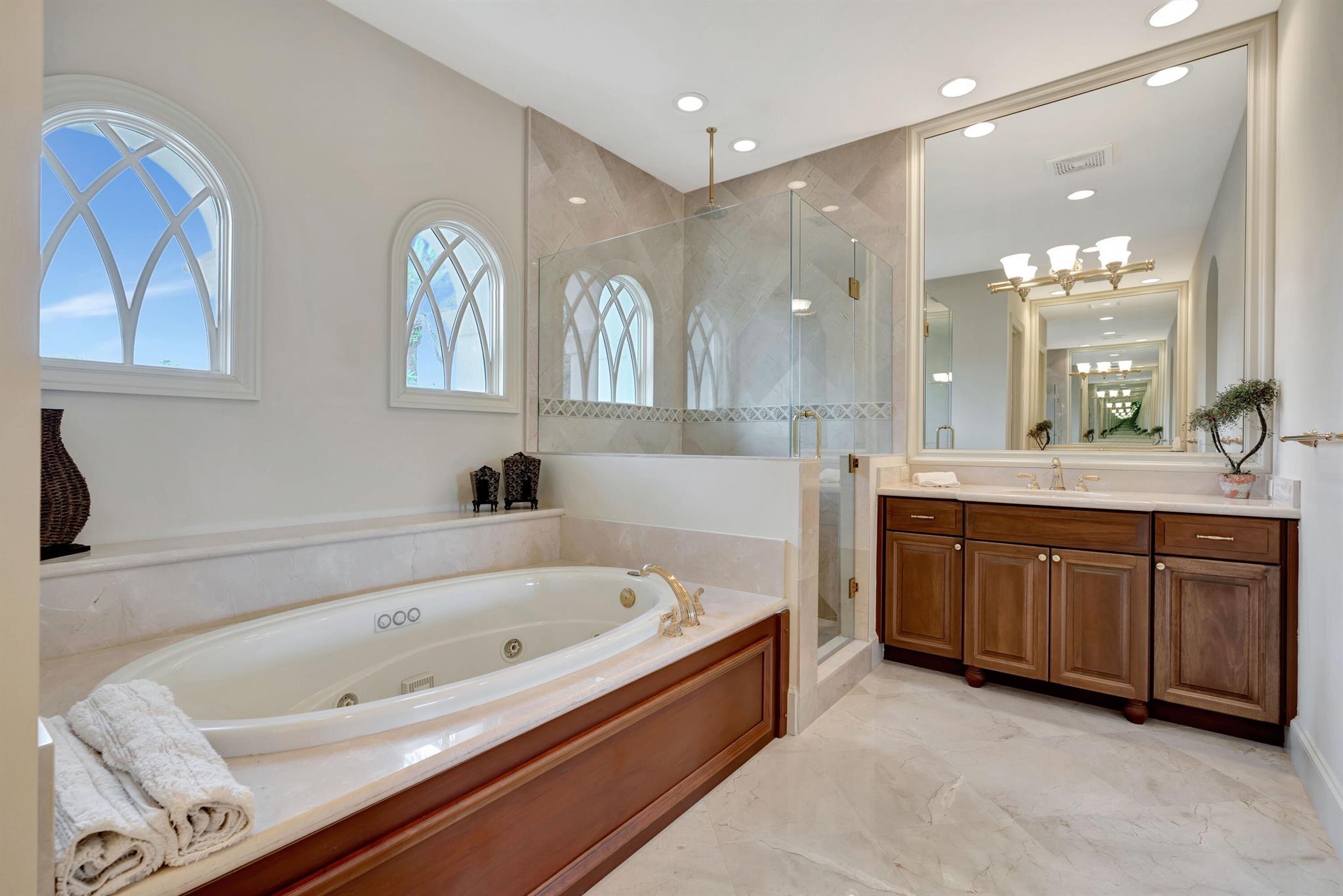 OLD PALM 5 - Residential