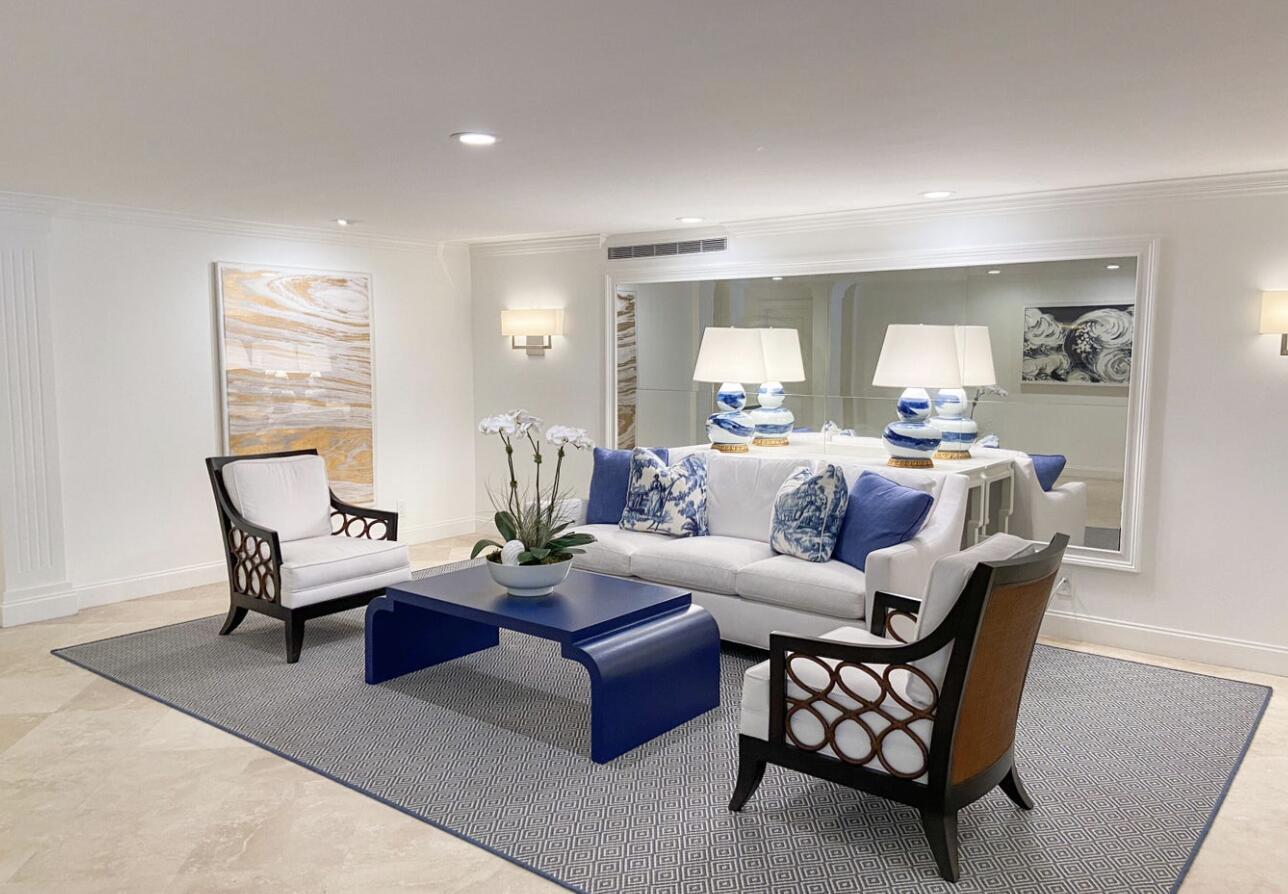 LAKE TOWERS CONDO - Residential Lease