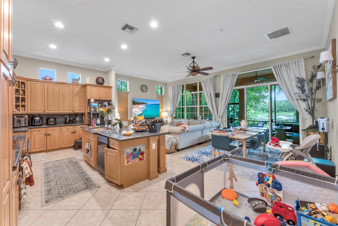 8264 NW 107th Terrace