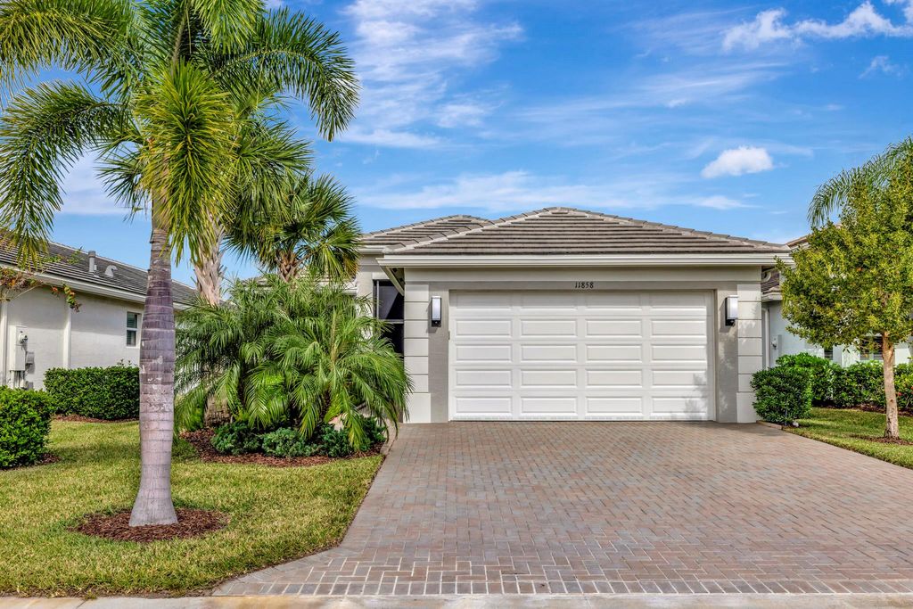 Photo of 11858 SW Waterford Isle Way, Port Saint Lucie, FL 34987 (MLS # R10935833)