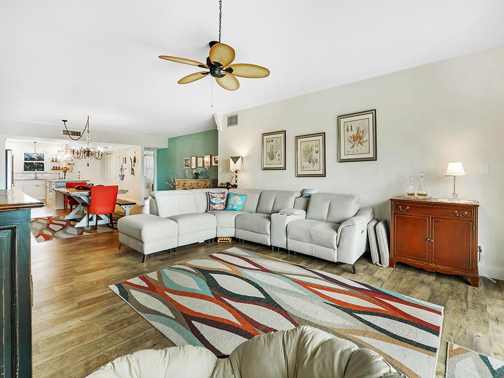 OCEAN PARKS CONDO - Residential