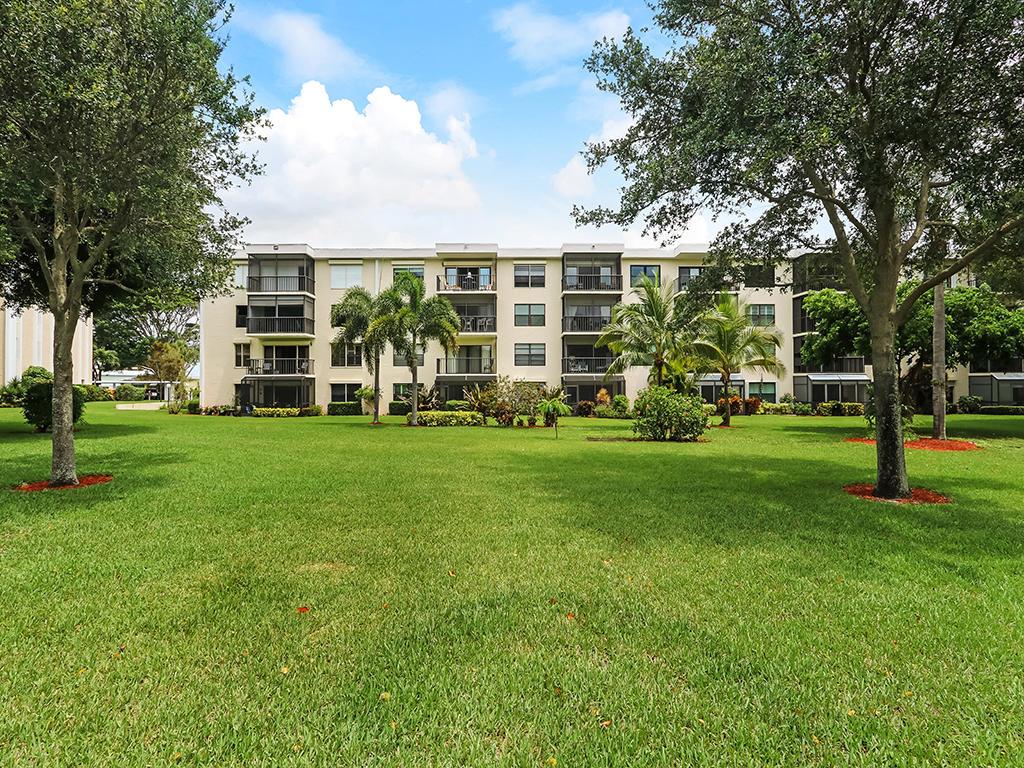 OCEAN PARKS CONDO - Residential