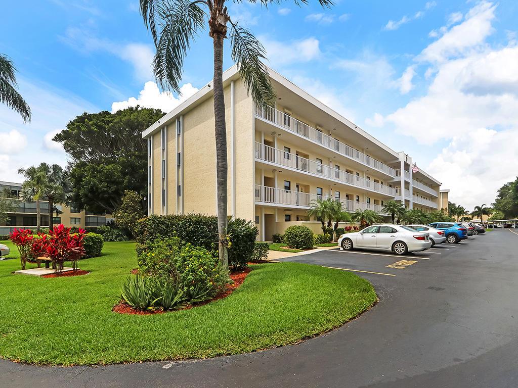 OCEAN PARKS CONDO - Residential