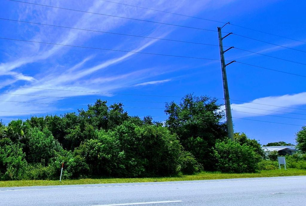 Photo of 3381 N Old Dixie Hwy, Fort Pierce, FL 34946 (MLS # R11110284)