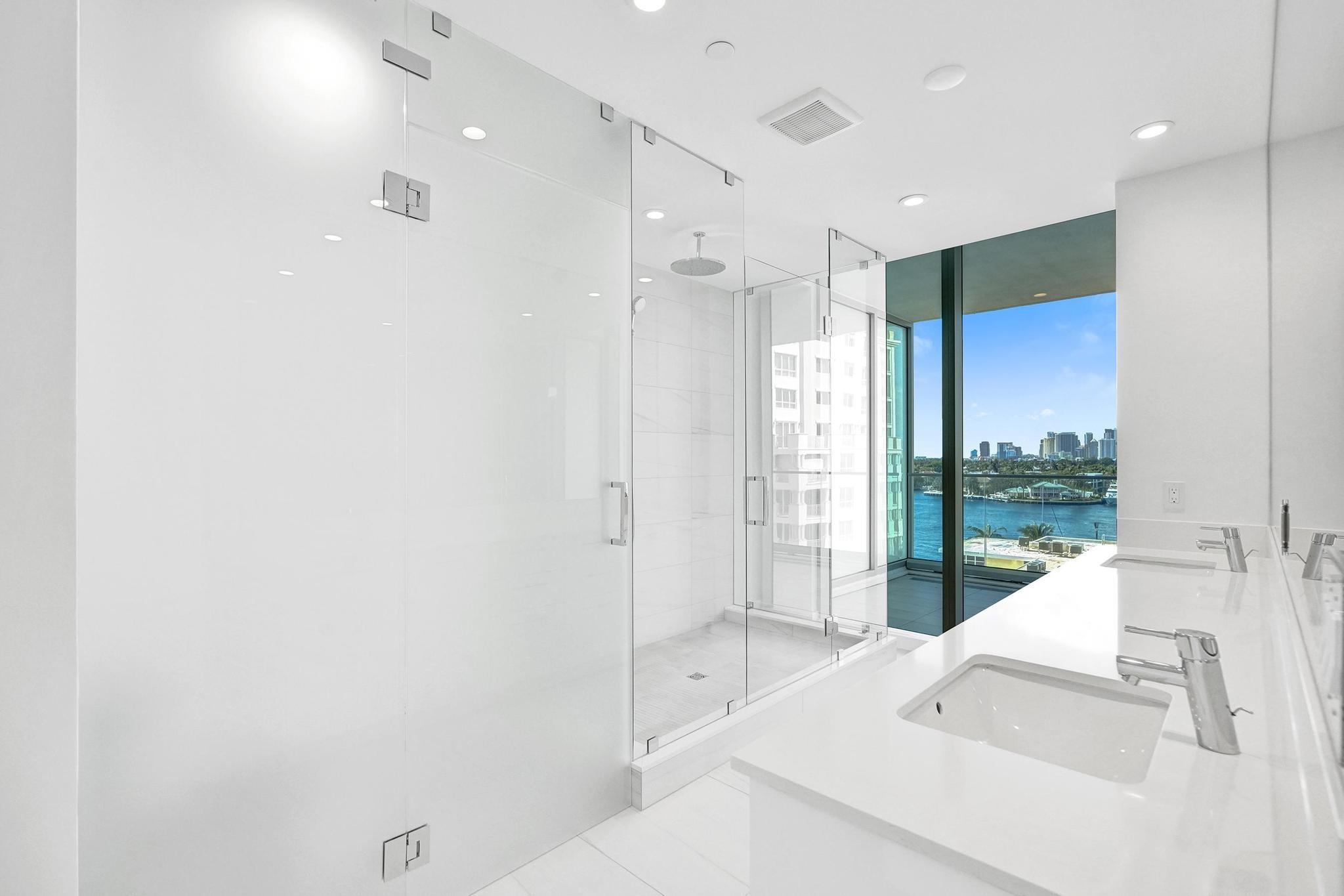 Selene - Residential