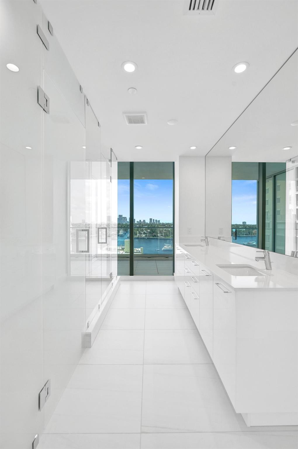 Selene - Residential