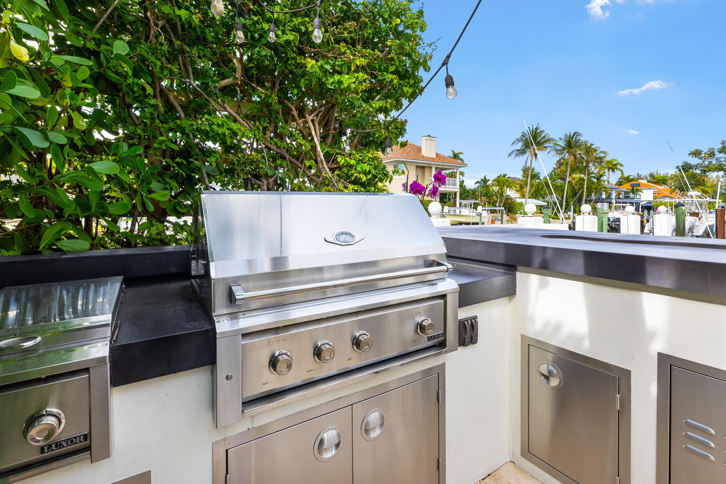 LAKE ROGERS ISLE UNIT A - Residential