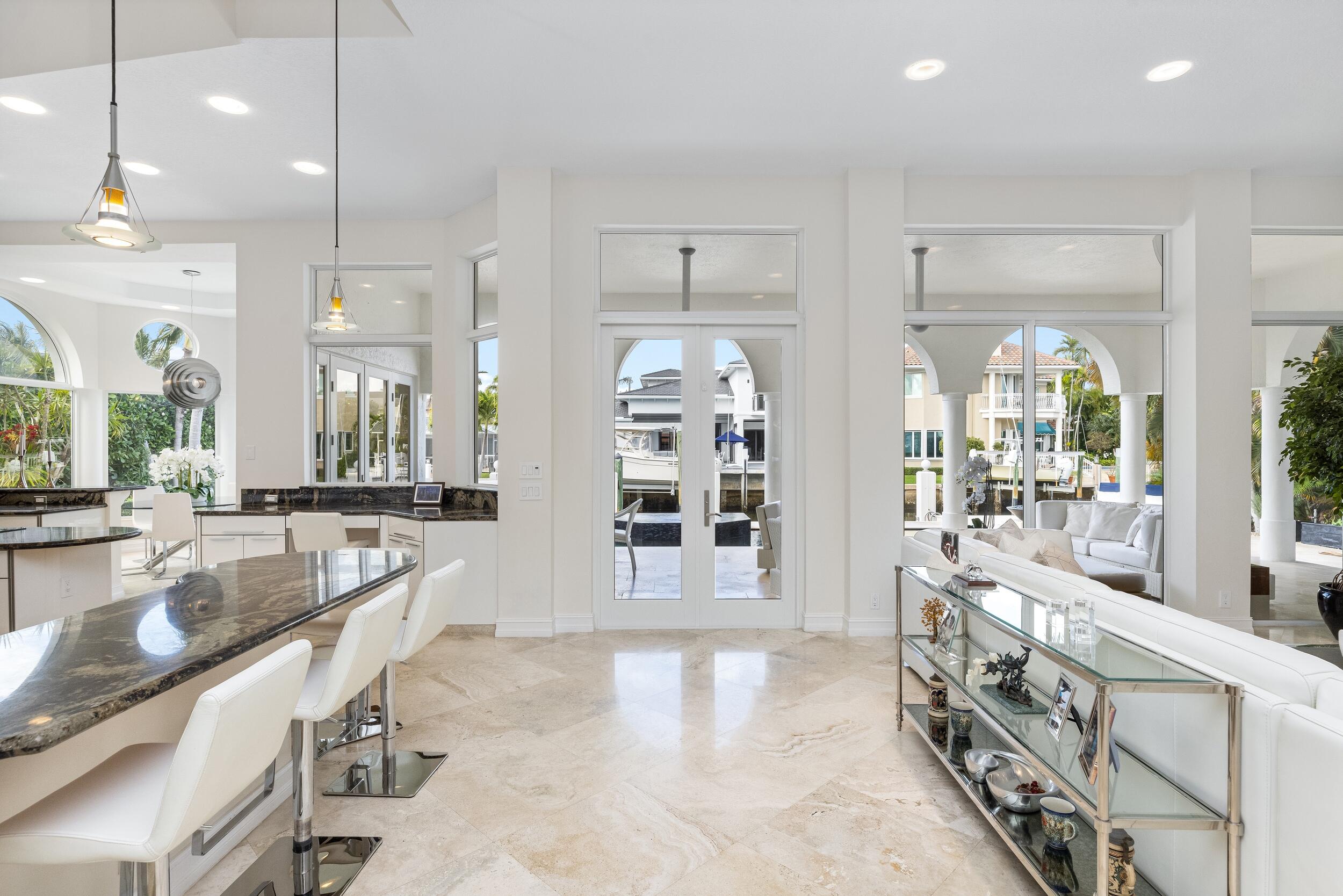 LAKE ROGERS ISLE UNIT A - Residential