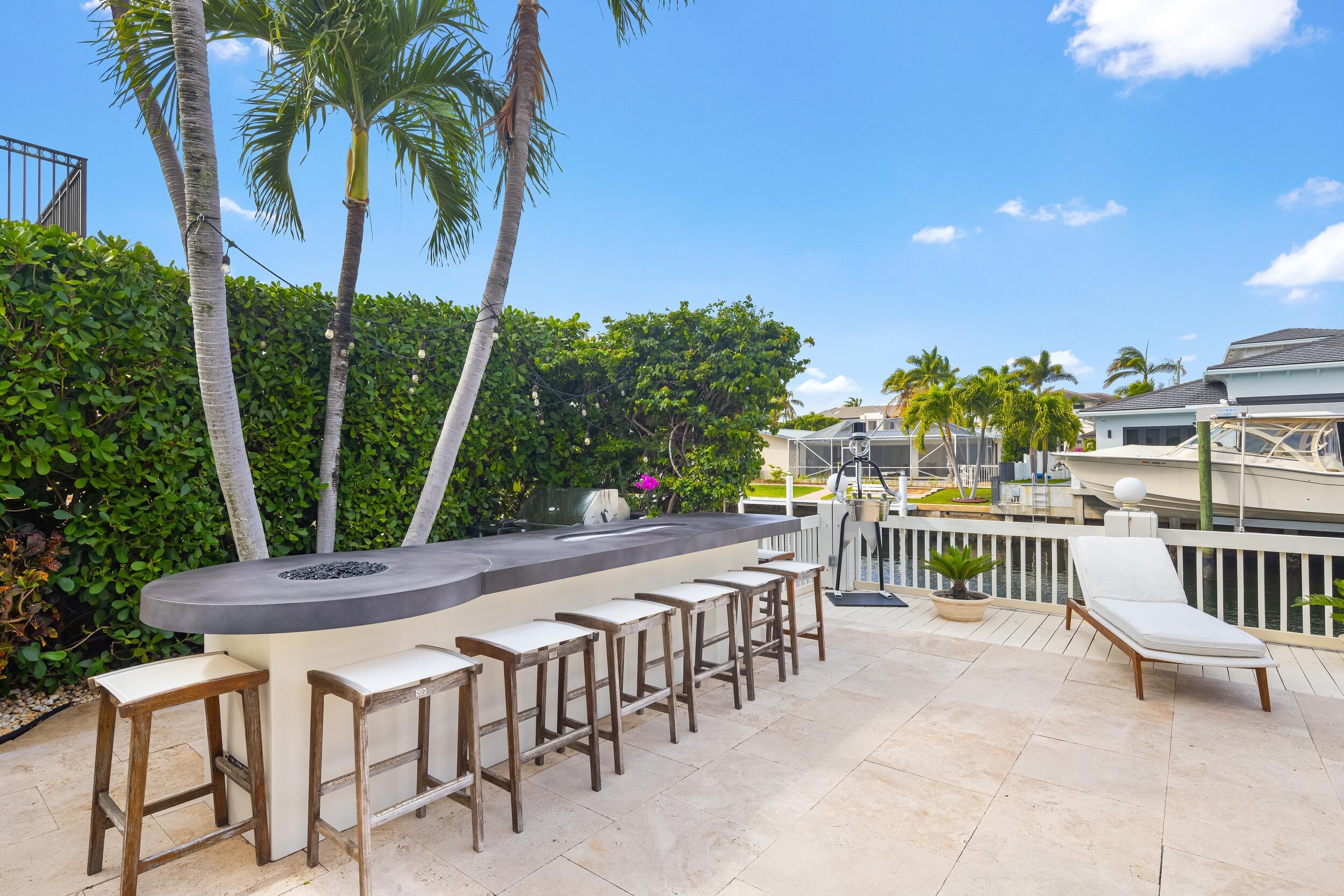 LAKE ROGERS ISLE UNIT A - Residential