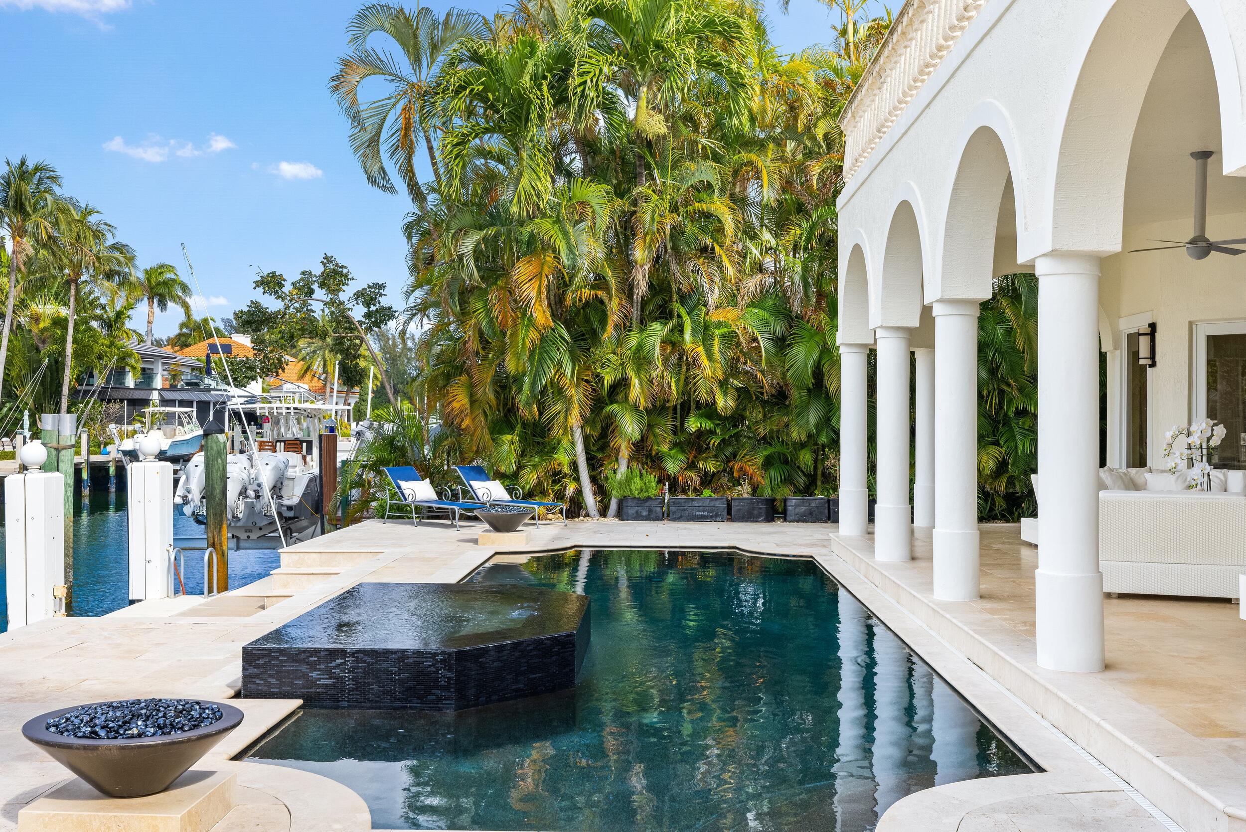 LAKE ROGERS ISLE UNIT A - Residential