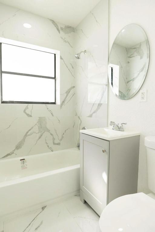 LAUDERDALE MANORS ADD - Residential