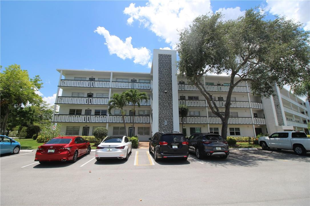 Century Village East - Residential